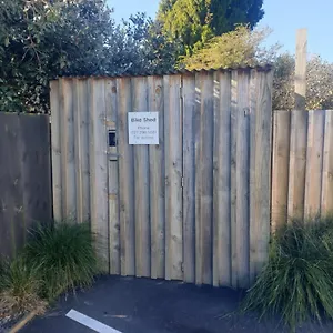  Apartment Rose Rotorua- & Private